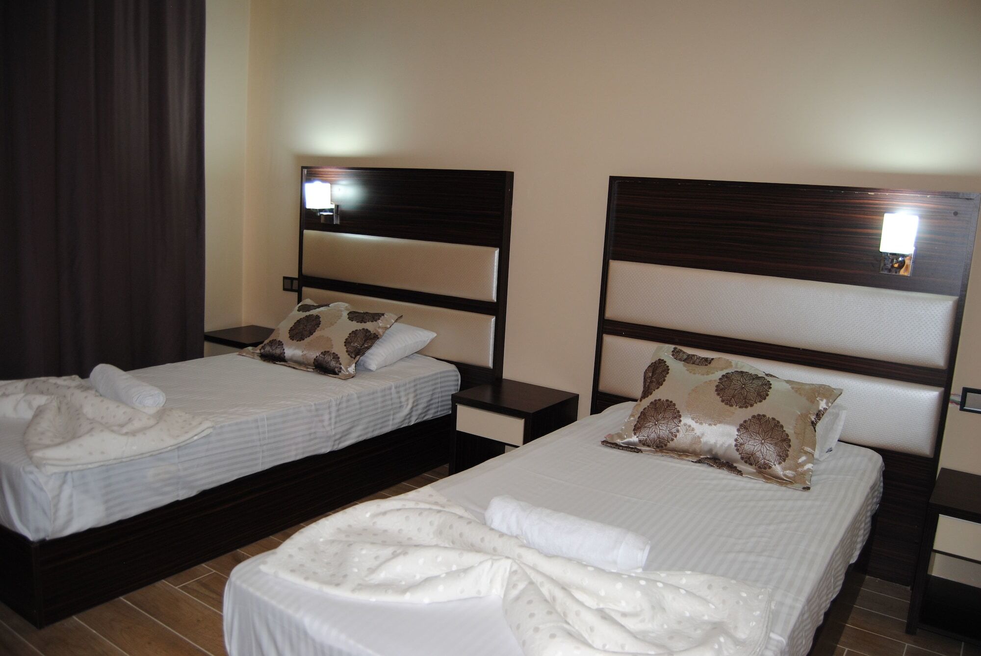 Ciner Hotel